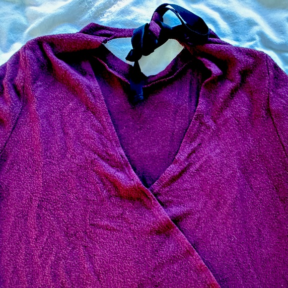 Le Château - Large - long sleeve sweater - Picture 2 of 2